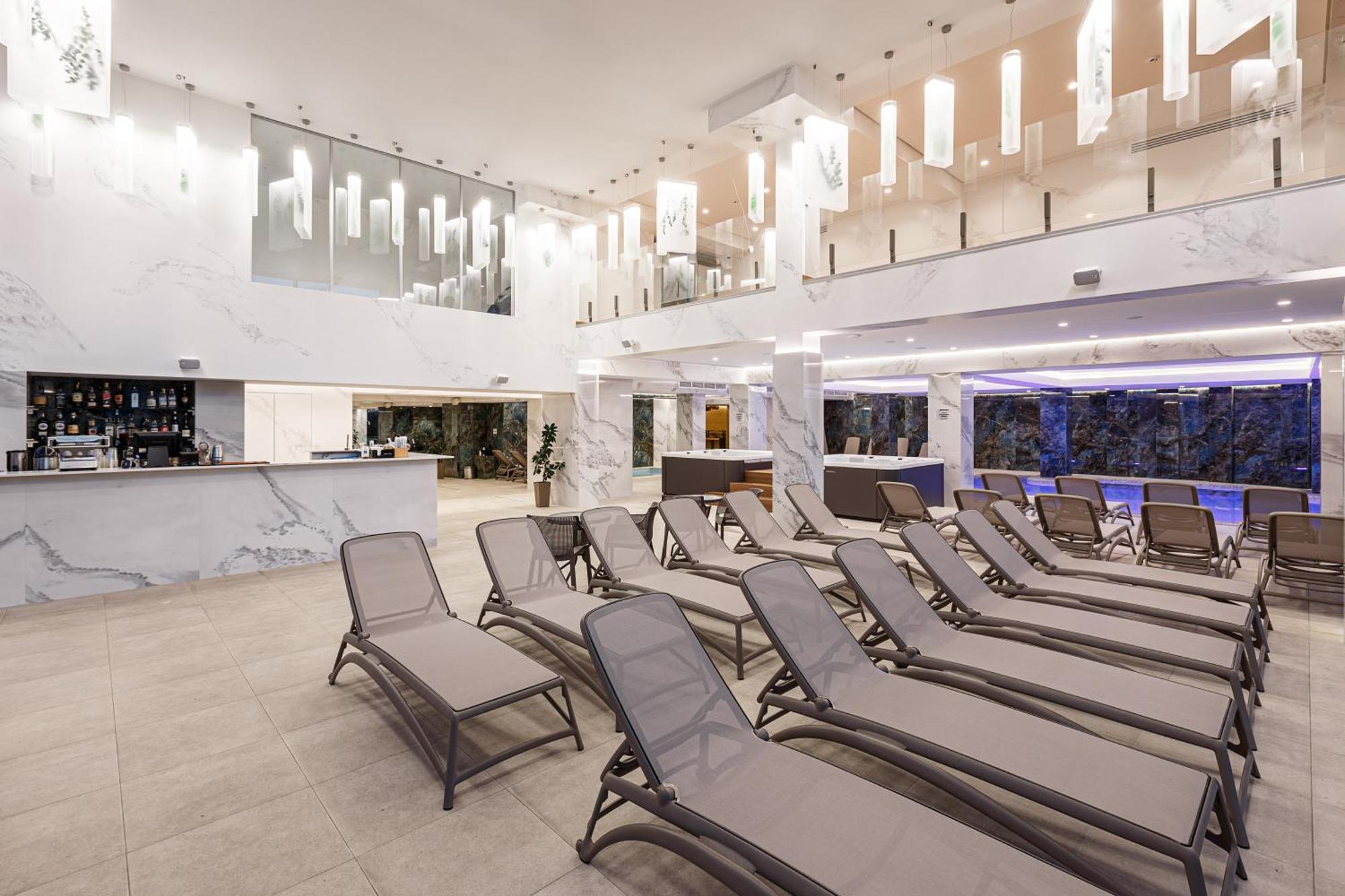 Tavel Hotel & Spa Bukovel Exterior foto